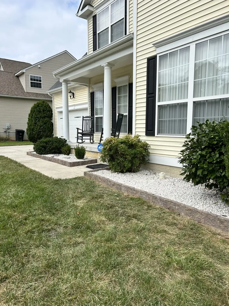 Expert lawn mowing service experts serving Cheswold, DE - Smith Co Landscaping & Maintenance