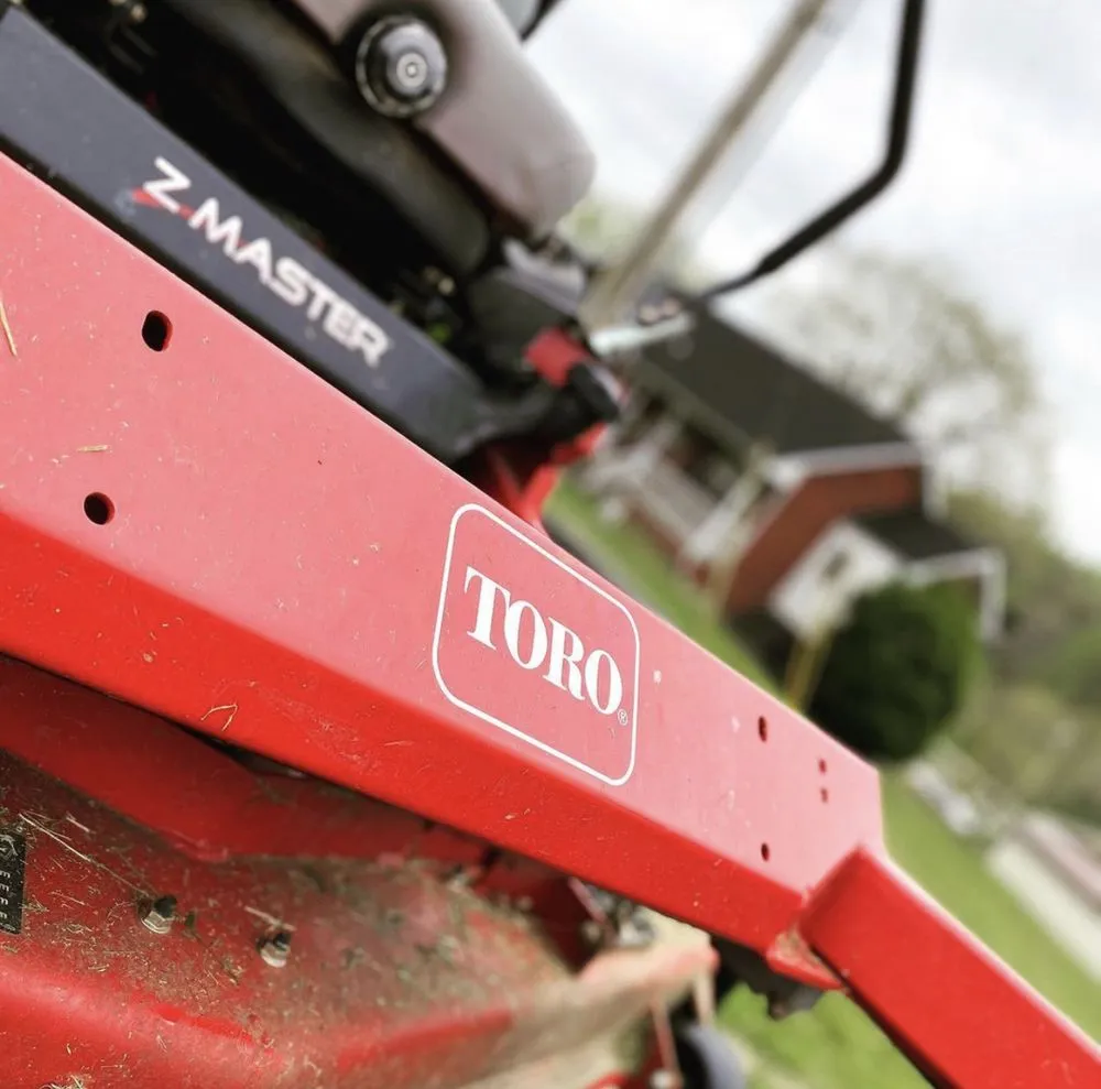 Local garden landscaping in Hickman, TN by Smith County Lawn And Maintenance