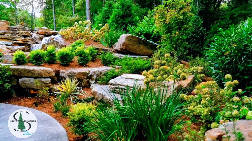 Custom yard cleanup service with custom design in Jackson, TN by Smith DesignScapes