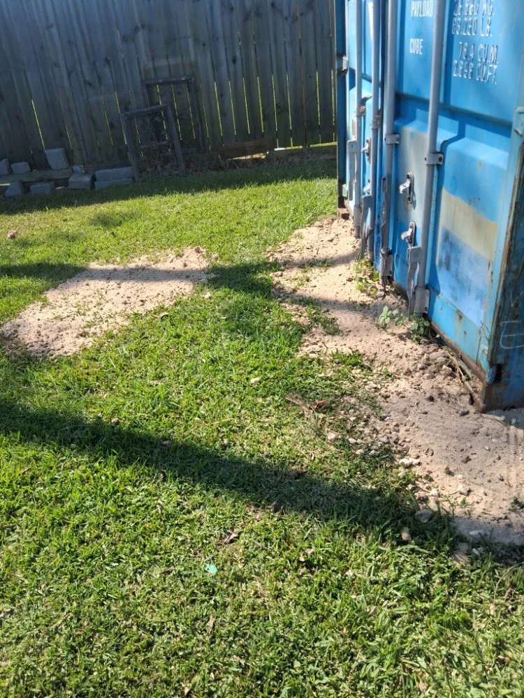 Local yard cleanup service in Baker, LA by Smith Enterprises