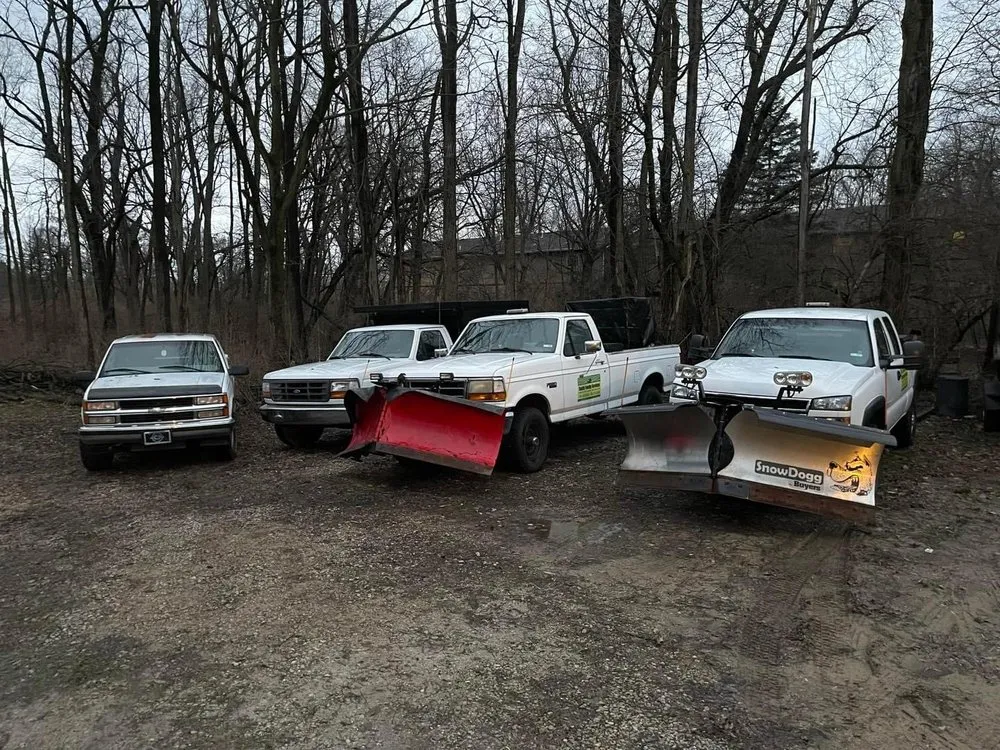 Reliable yard maintenance for homes in Muncie, IN by Smith Family Services