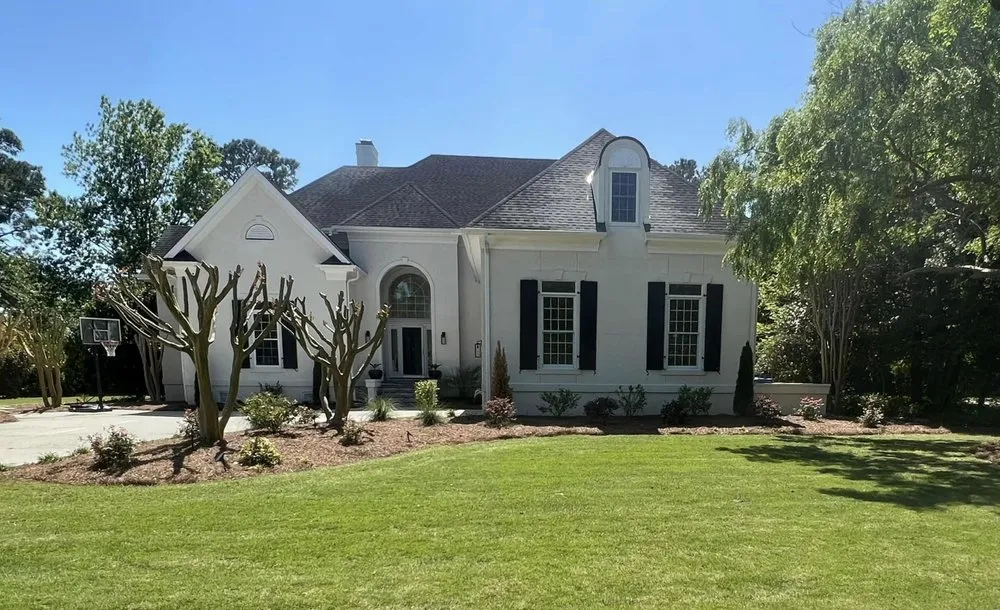 Professional outdoor landscaping experts serving Wilmington, NC - Smith Land Outdoors