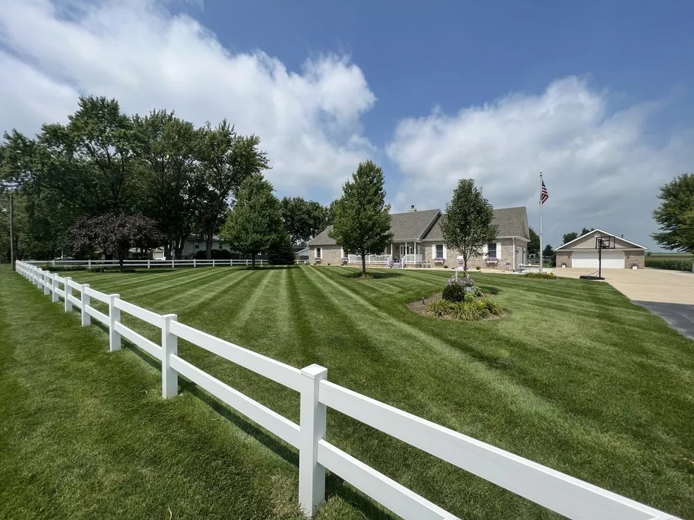 Local garden landscaping in Minooka, IL by Smith Landscape