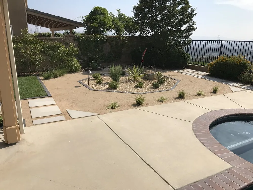 Affordable lawn care service in Valencia, CA - Smith Landscape