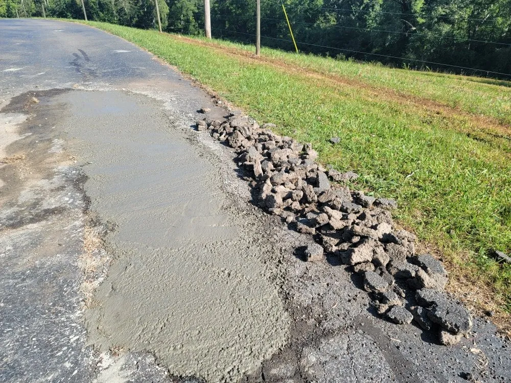 Reliable yard maintenance with custom design across McMinnville, TN - Smith Landscaping & Construction