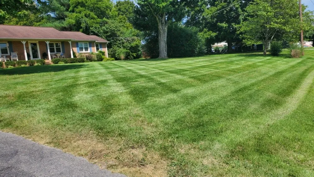 Custom lawn mowing service for beautiful yards across McMinnville, TN - Smith Landscaping & Construction