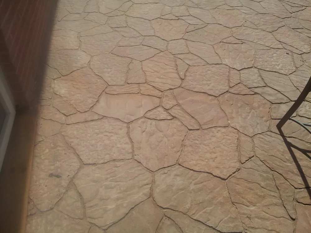 Affordable garden landscaping for year-round maintenance in Harker Heights, TX by Smith Landscaping