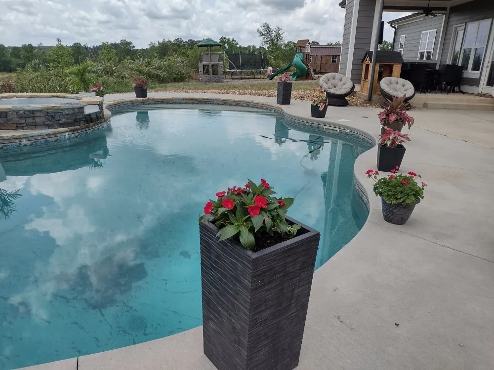 Top-rated lawn care service experts serving Saint Charles, IL - Smith Landscaping