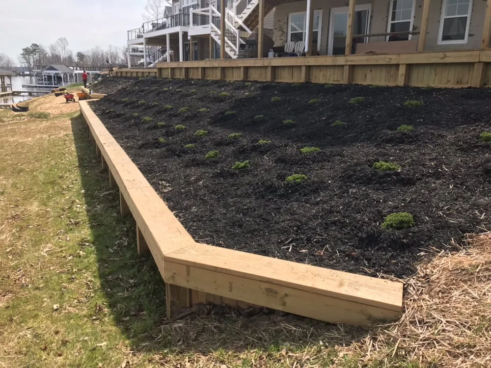 Reliable yard cleanup service in Spotsylvania Courthouse, VA - Smith Landscaping