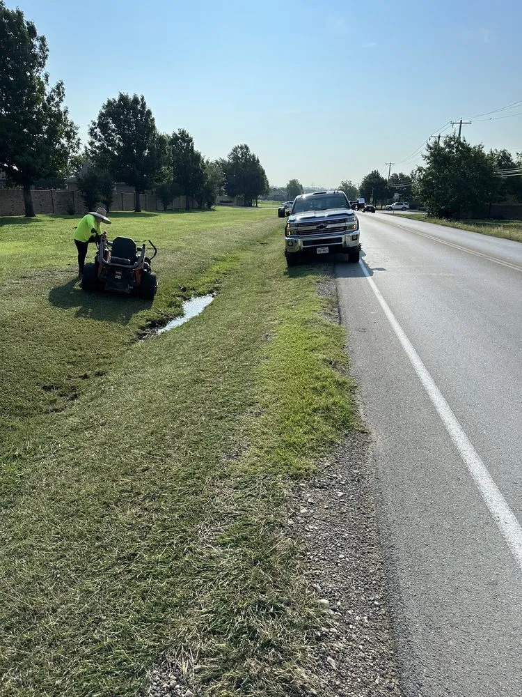 Top-rated landscaping services for beautiful yards across Richland Hills, TX - Smith Lawn and Tree