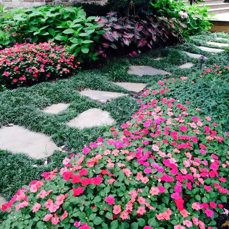 Top-rated garden landscaping for residential properties in Richland Hills, TX by Smith Lawn and Tree