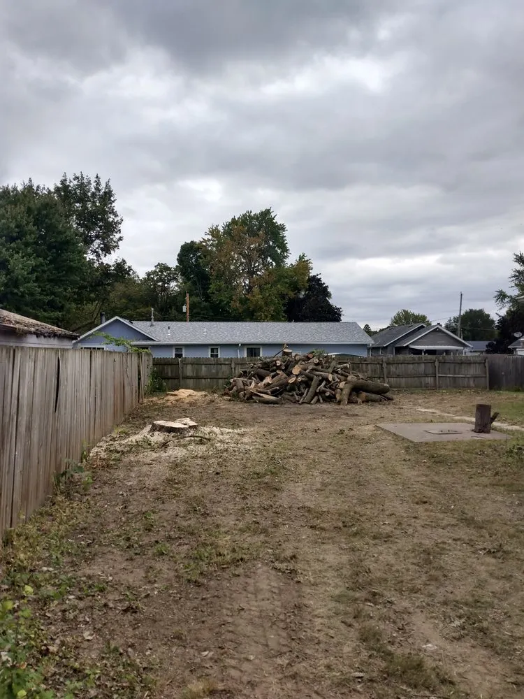 Custom lawn care service in Geneseo, IL by Smith Lawn Care & Tree Removal