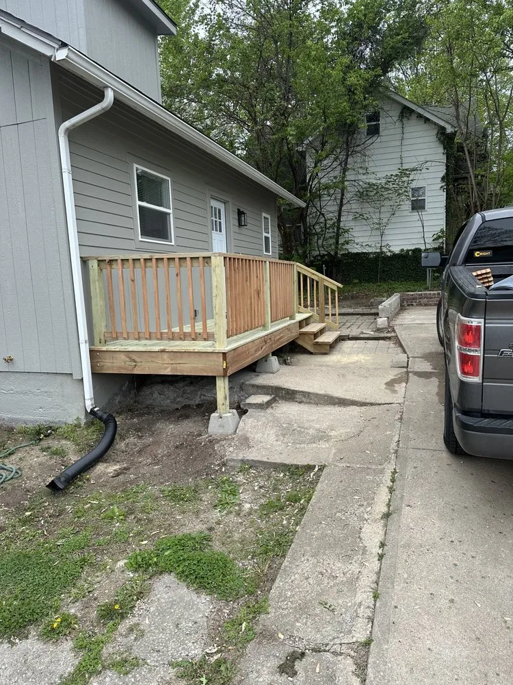 Professional lawn mowing service for beautiful yards in Kearney, MO by Smith Lawn Care