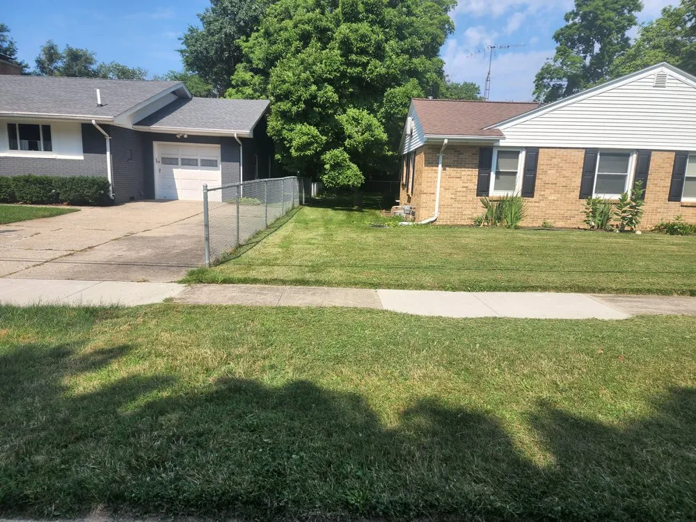 Expert yard maintenance in Owosso, MI by Smith Lawn Care