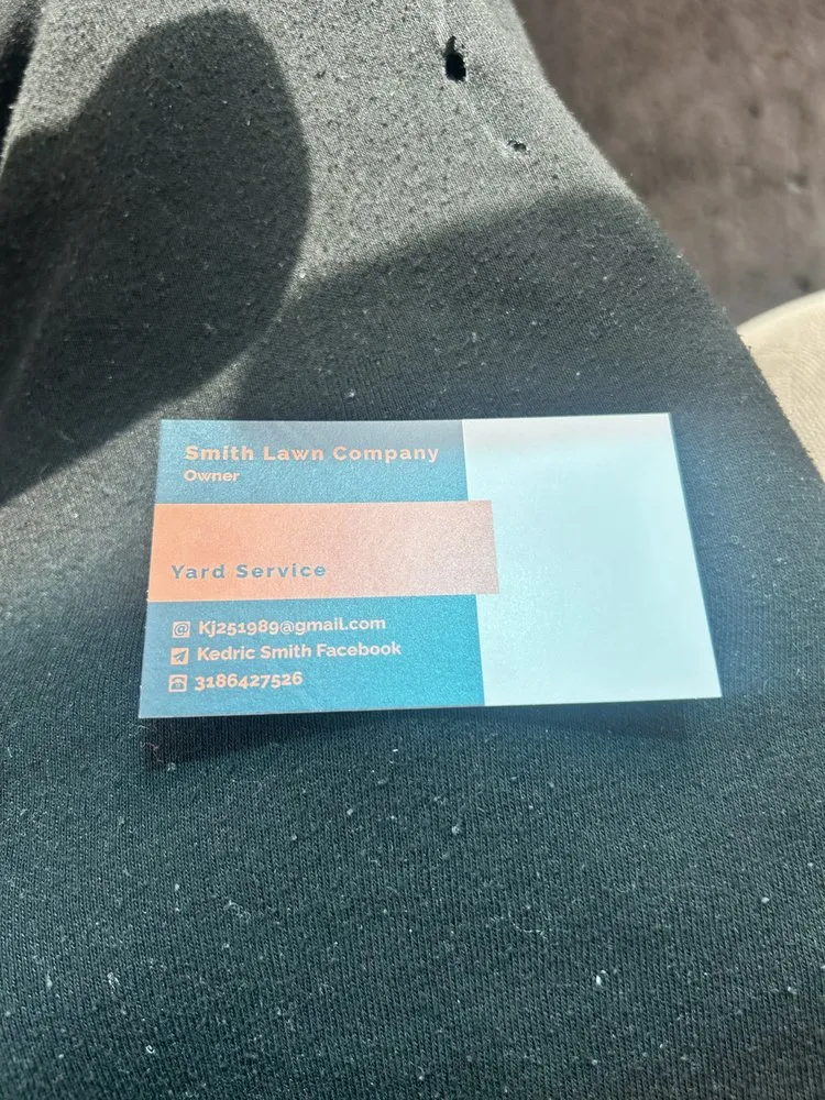 Local yard maintenance in Pineville, LA by Smith Lawn Company