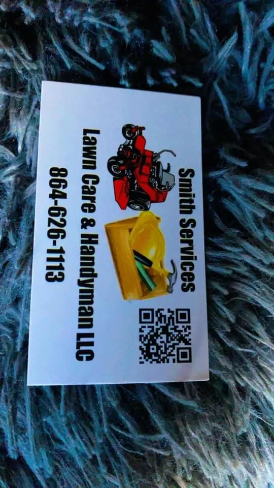 Local yard cleanup service for beautiful yards in Greenville, SC by Smith Lawncare & Handyman Services