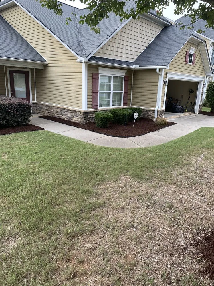 Reliable lawn care service in Greenville, SC by Smith Lawncare & Handyman Services