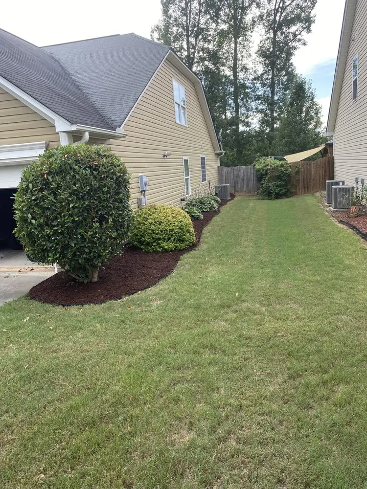 Custom yard maintenance in Greenville, SC - Smith Lawncare & Handyman Services