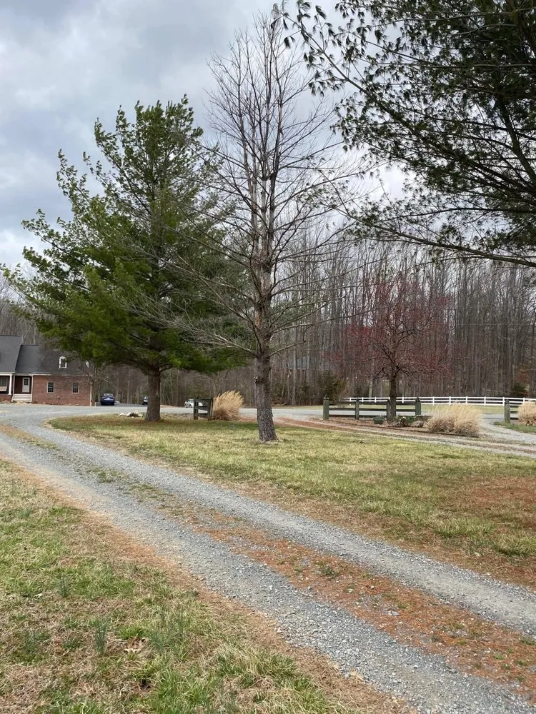 Top-rated garden landscaping in Ruther Glen, VA by Smith Oaks Landscaping and Tree Removal