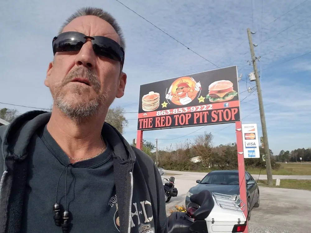 Trusted landscaping services for residential properties in Lakeland, FL by Smith Property Services