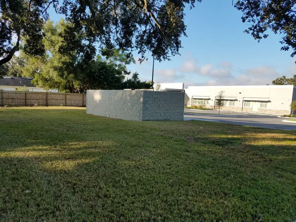 Local landscaping services near you in Lakeland, FL by Smith Property Services