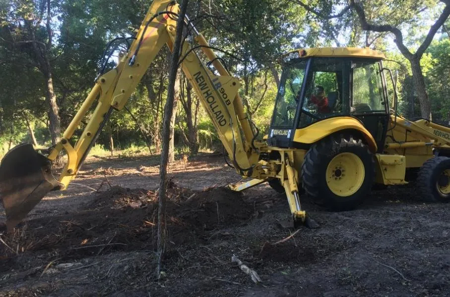 Expert yard maintenance for homes across Kempner, TX - Smith Ranch Services