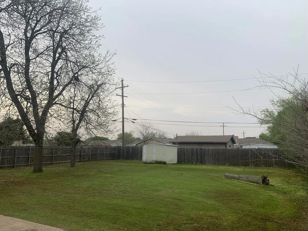 Affordable lawn mowing service for year-round maintenance in Altus, OK by Smiths Landscaping