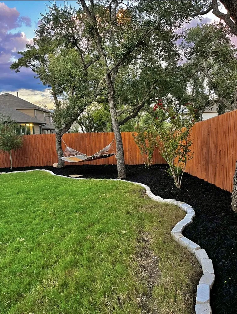 Top-rated yard cleanup service in Bulverde, TX - Smith’s Lawn & Landscape