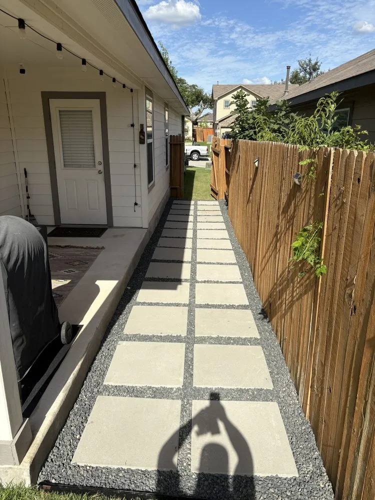 Custom landscaping services experts serving Bulverde, TX - Smith’s Lawn & Landscape