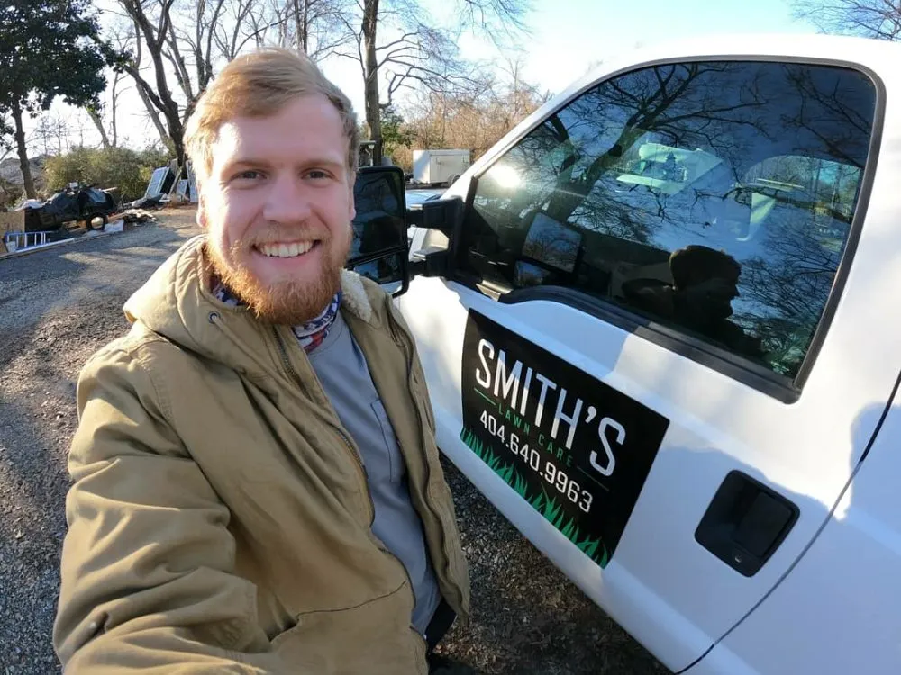 Expert lawn care service in Forest Park, GA - Smith's Lawn Care