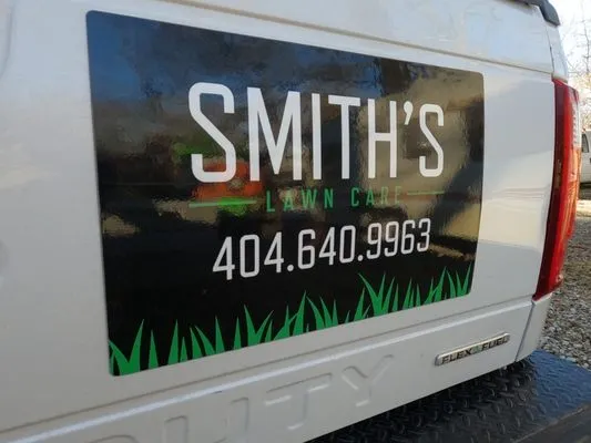 Smith's Lawn Care Logo