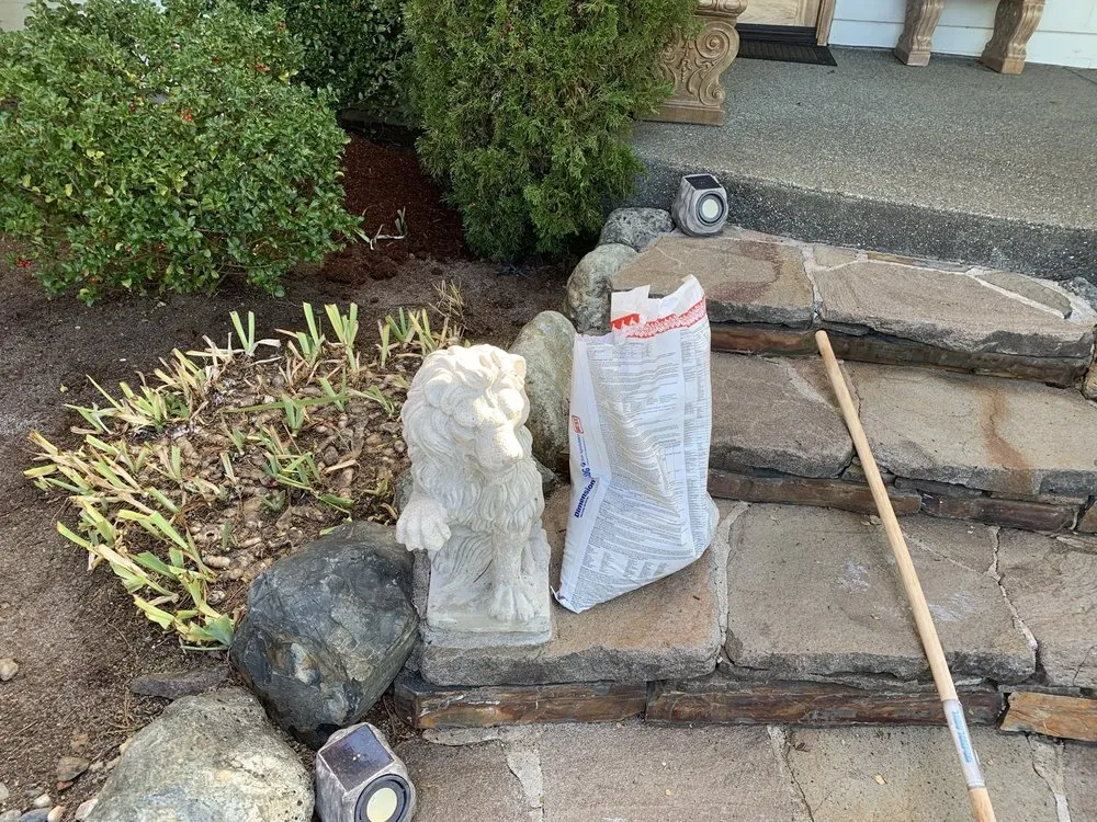 Reliable outdoor landscaping in Grants Pass, OR by Smith's Lawn Care