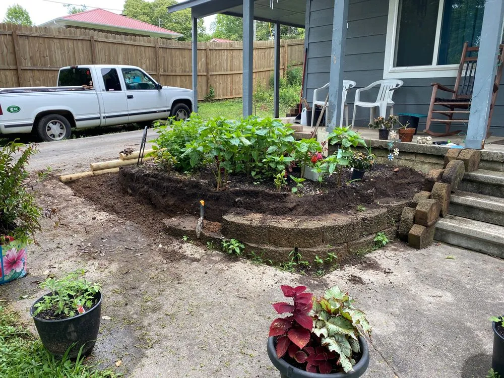 Trusted garden landscaping for beautiful yards across Gainesville, GA - Smith’s Lawns