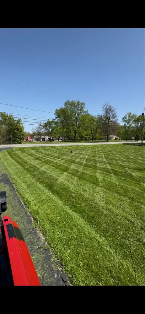 Affordable yard maintenance experts serving Brookfield Center, OH - Smith's Services