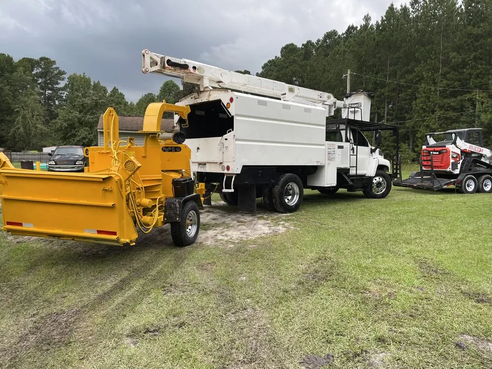 Reliable landscape design with custom design in Hampton, SC by Smith's Tree Service
