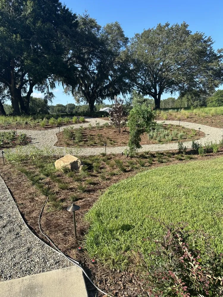 Affordable outdoor landscaping for beautiful yards across Clermont, FL - Smithwell