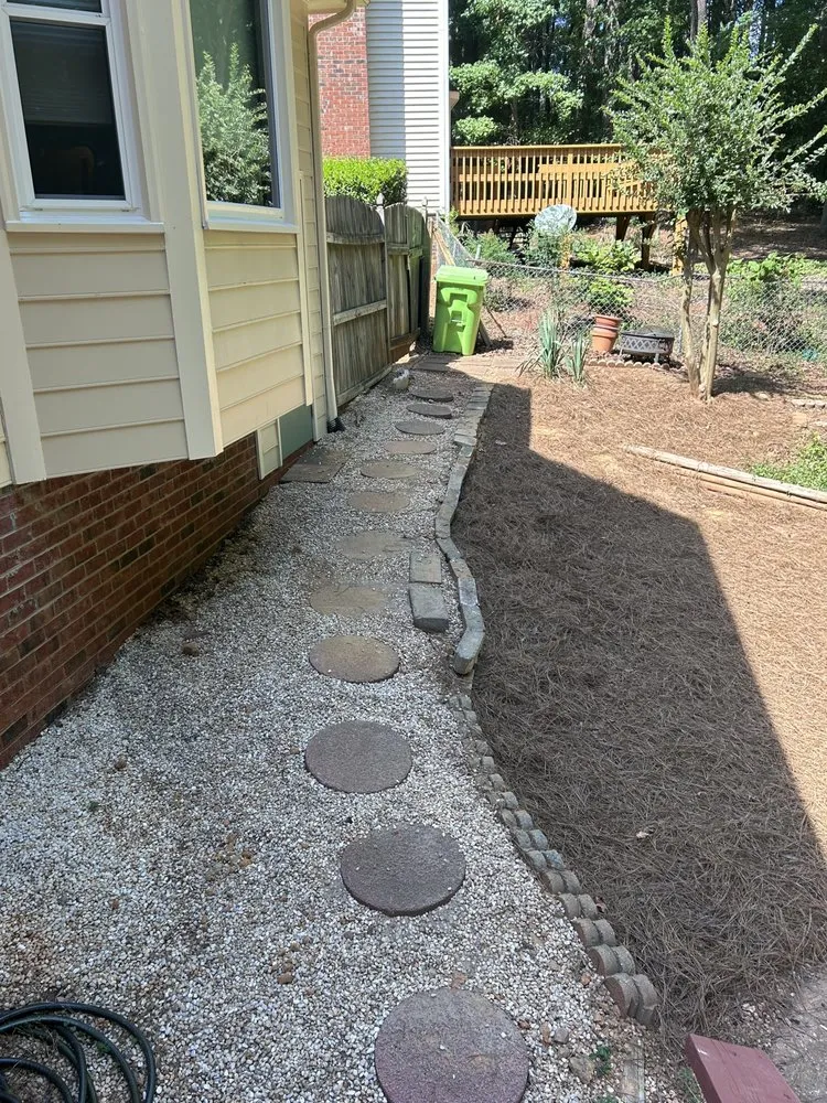 Trusted lawn mowing service in Apex, NC - Smitten Lawns