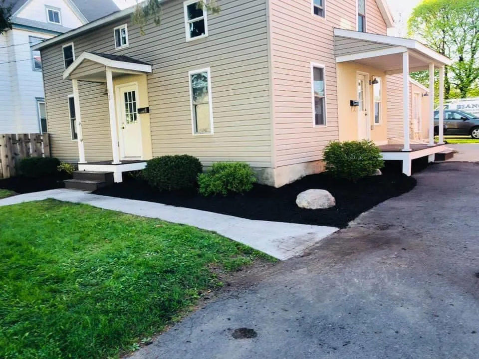 Trusted landscaping services with custom design across Auburn, NY - Smitty's landscaping