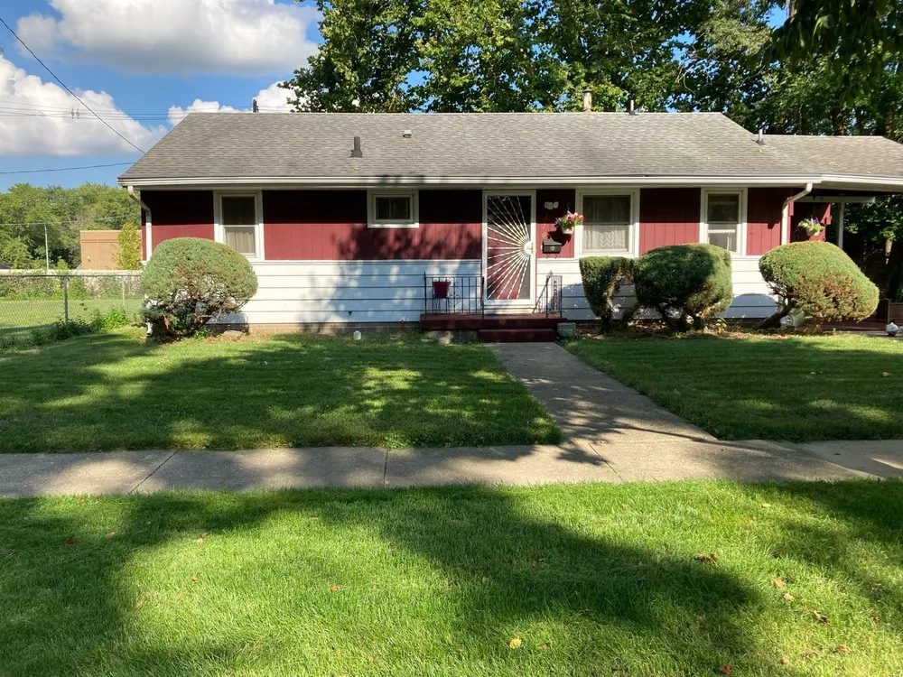 Trusted outdoor landscaping in Champaign, IL - Smitty's Lawn Service