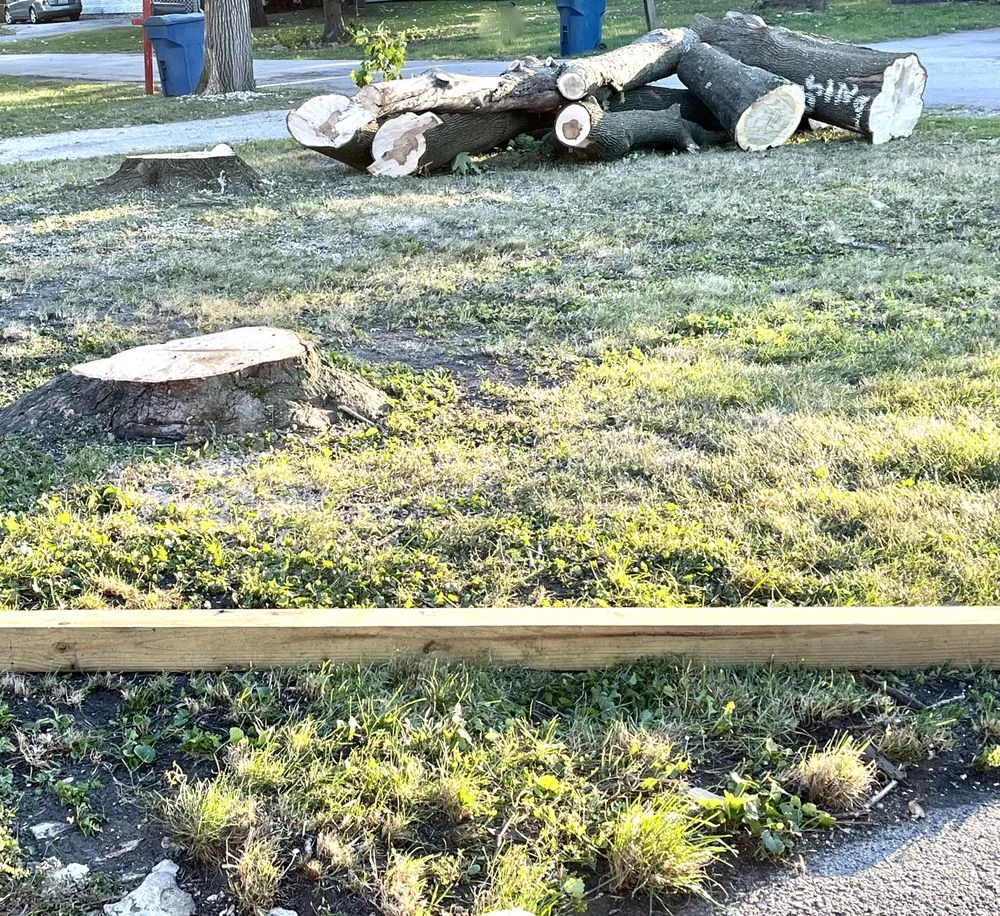 Trusted garden landscaping for residential properties in Alsip, IL by Smitty's Tree Service