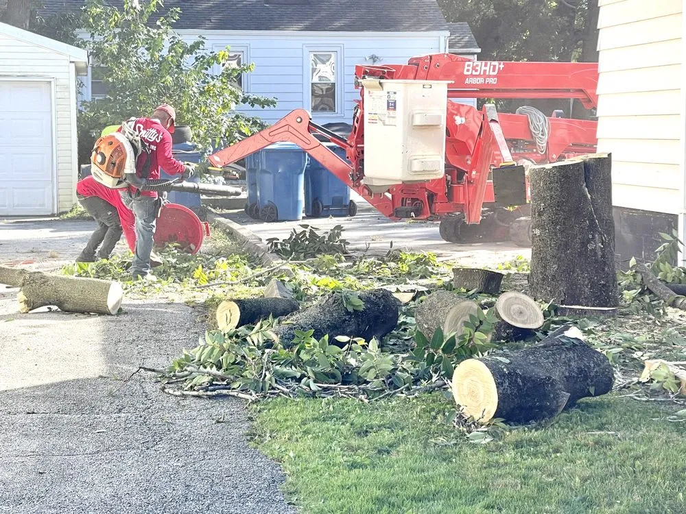 Custom garden landscaping for residential properties across Alsip, IL - Smitty's Tree Service