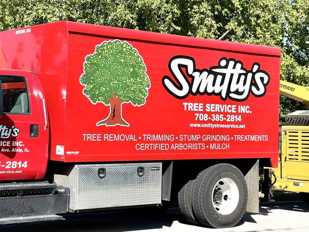 Custom yard cleanup service for outdoor upgrades in Alsip, IL by Smitty's Tree Service