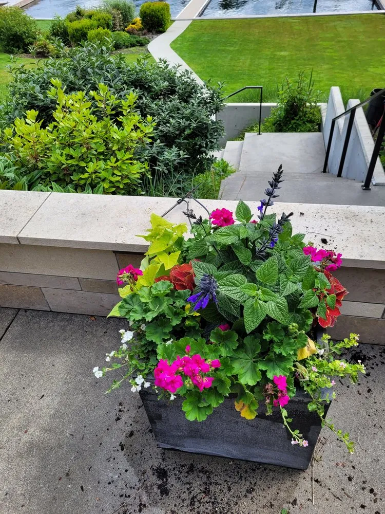 Expert landscape installation experts serving Sedro-Woolley, WA - Smokey Mountain Landscapes
