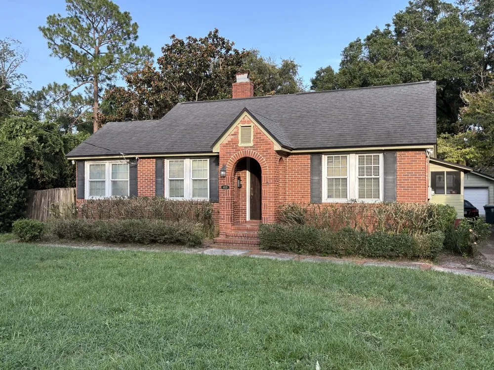 Custom garden landscaping in Jacksonville, FL - Smokey’s Lawn Service