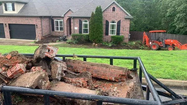 Smokin’ Aces Lawn Care