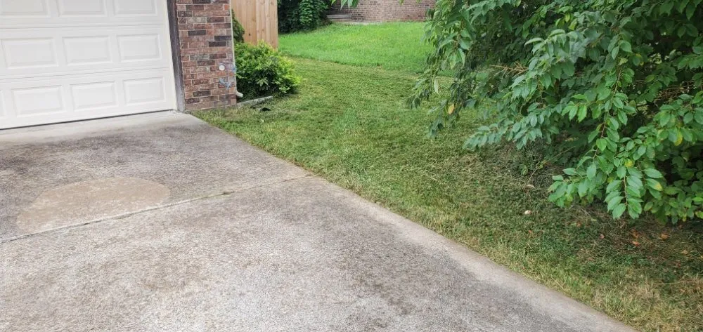 Expert garden landscaping for residential properties in Springfield, MO by Smokin Mowhawk Lawn Care