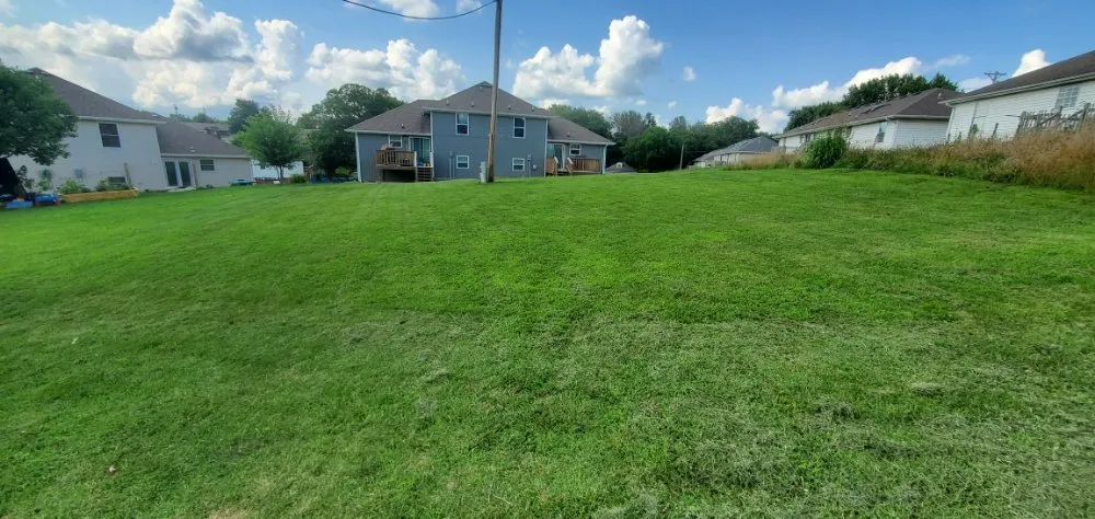 Reliable lawn mowing service in Springfield, MO by Smokin Mowhawk Lawn Care