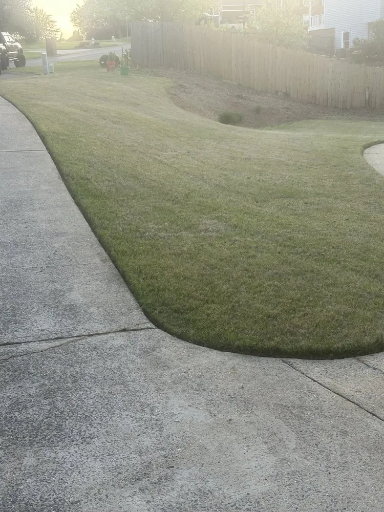 Reliable yard maintenance experts serving Powder Springs, GA - Smoking Grass Lawn Service