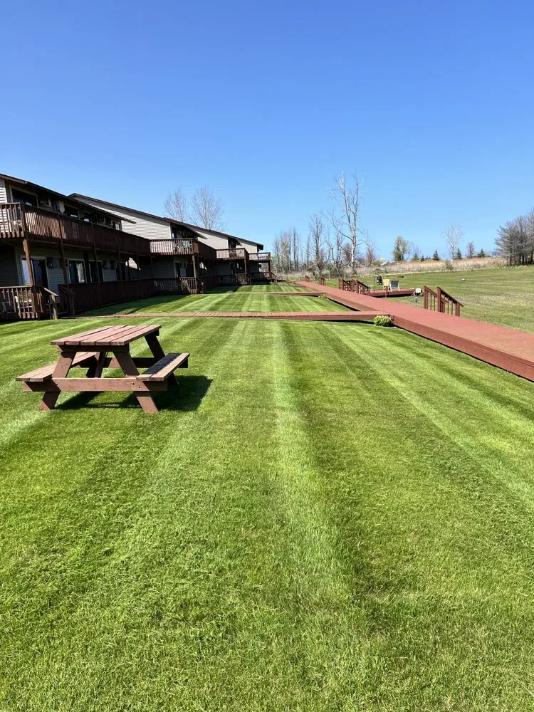 Expert yard cleanup service experts serving Alabaster Township, MI - Smoking Grass Lawncare