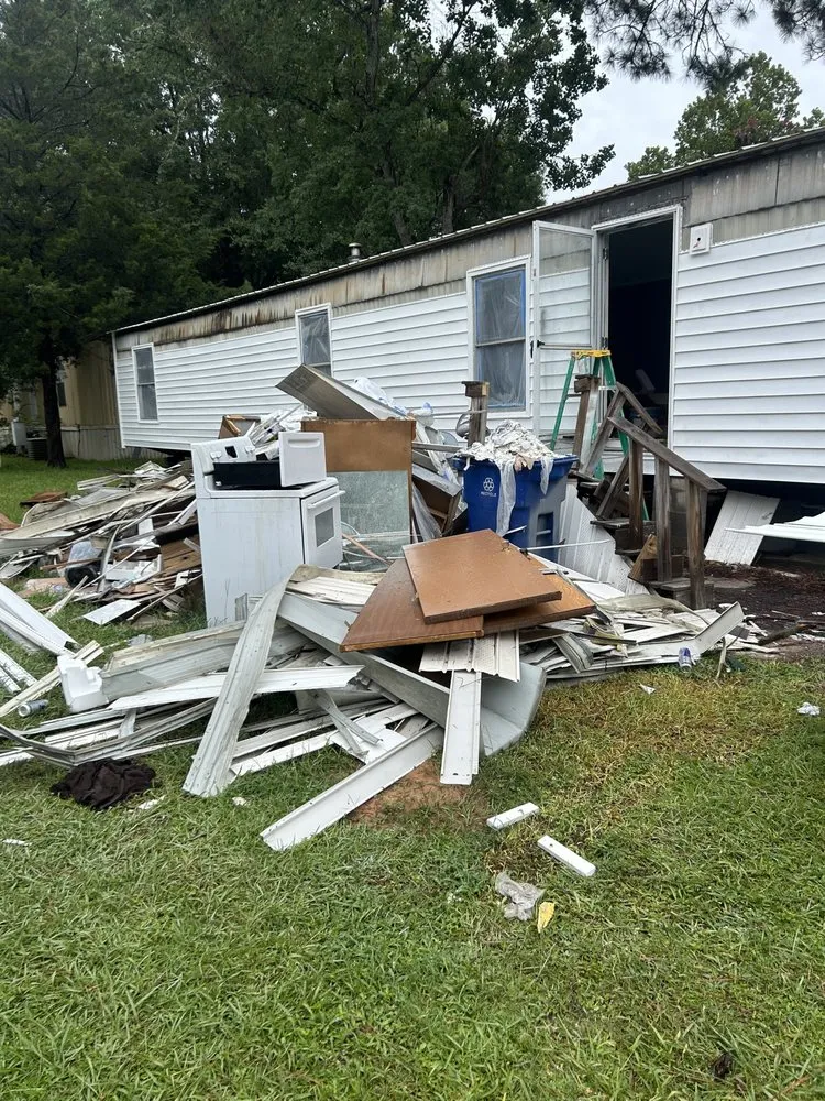 Trusted residential landscaping for year-round maintenance across Bossier City, LA - SM’s Lawn Care & Junk Removal